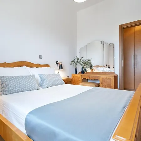 Anastasia With Private Heated Pool And Privacy ハニア