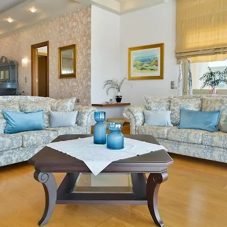 ヴィラ Anastasia With Private Heated Pool And Privacy