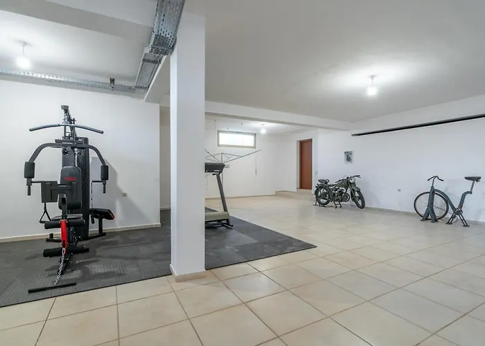 Villa Anastasia With Private Heated Pool And Privacy