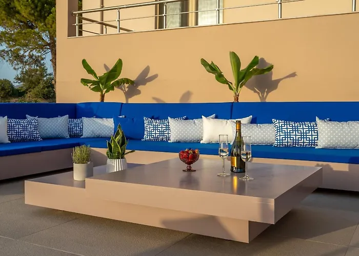 Anastasia With Private Heated Pool And Privacy Chania (Crete)