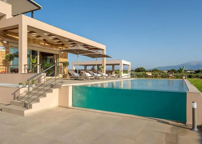 Anastasia With Private Heated Pool And Privacy Villa