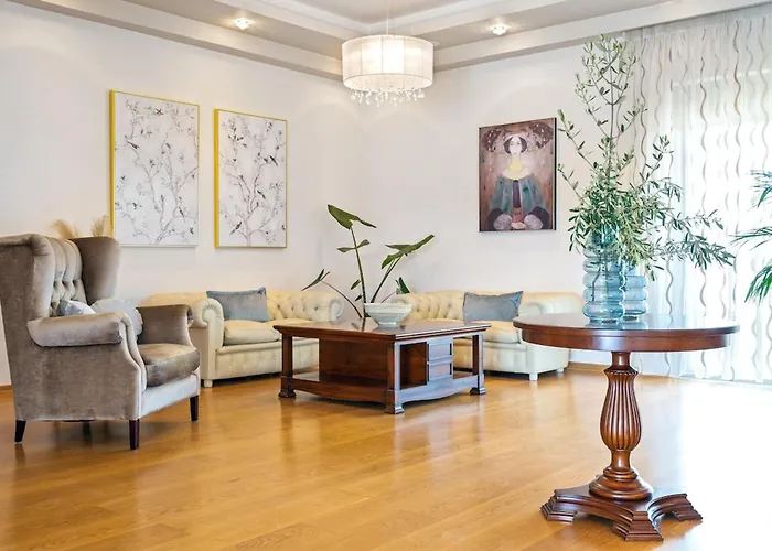 Villa Anastasia With Private Heated Pool And Privacy *